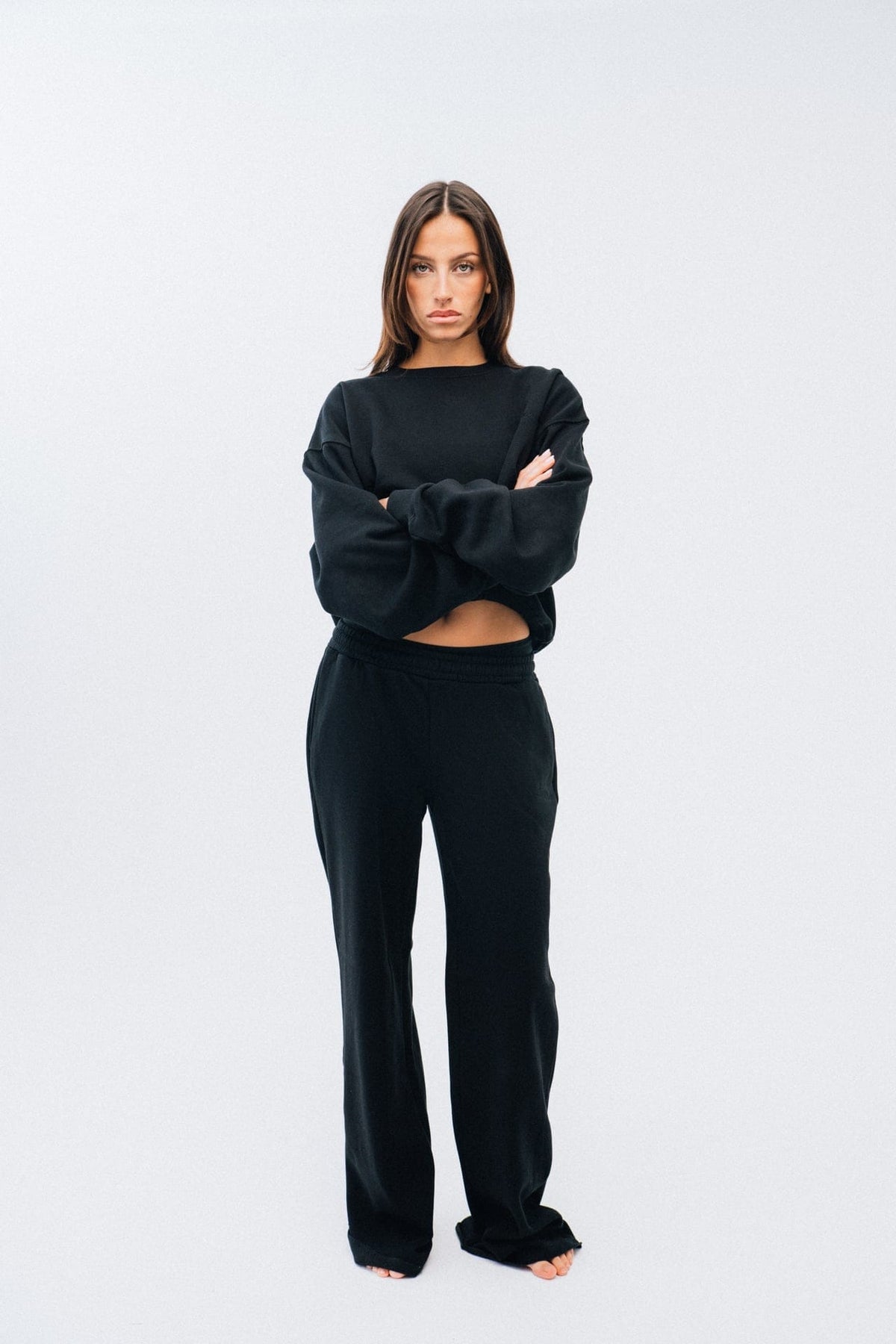 Ivorie Studio Bukse Studio Essential Wide Leg Sweatpant - Black