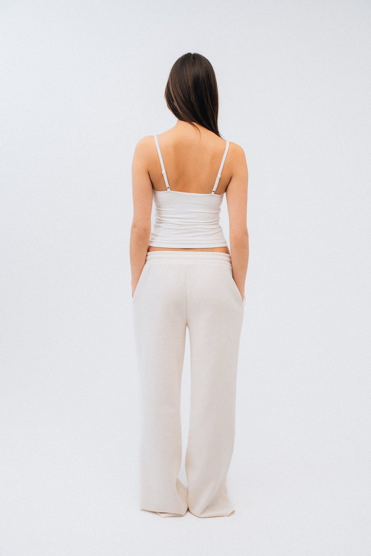 Ivorie Studio Bukse Studio Essential Wide Leg Sweatpant - Creme