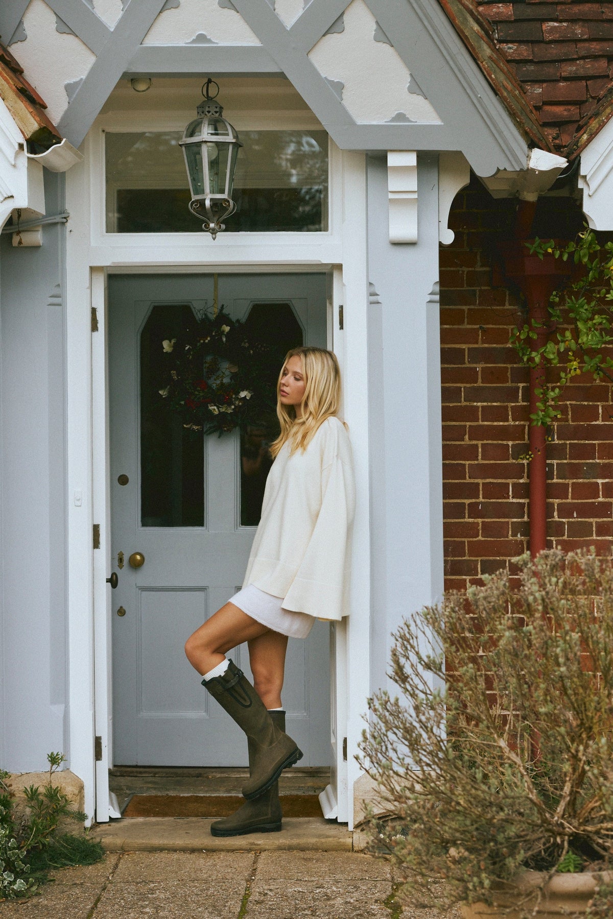 Ivorie Studio Iris Knitted Lounge Oversized Sweater - Off-white